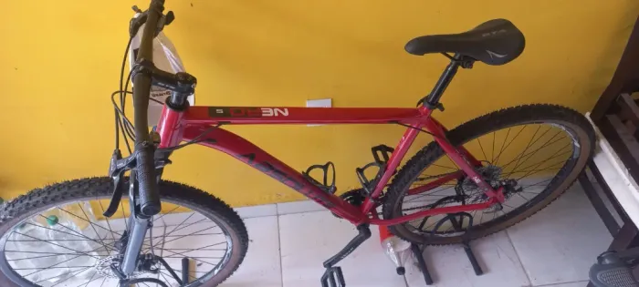 Bicicleta Quadro 21 Aro 29 Absolute Nero 5 Cabos Internos 27v K7 Freio a Disco Mecânico