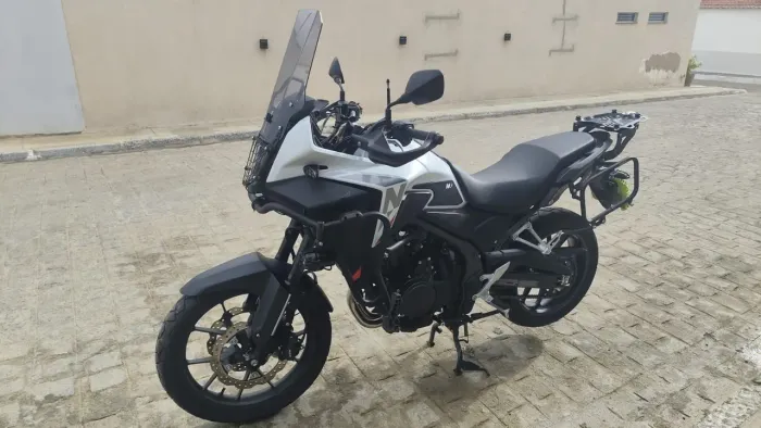 Nx 500 estado de zero com 2500 km rodados