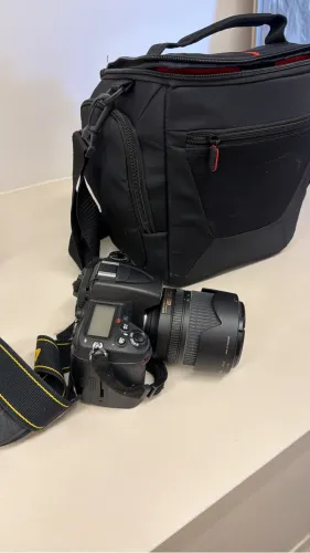 Nikon D7100 + Lente 18-105mm VR + Bolsa - Excelente Estado