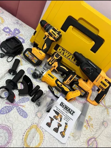 Kit Dewalt C/ 04 Maquinas Zeradas Entrego