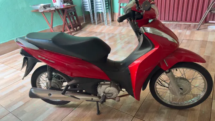 Honda Biz 110i 2018 Vermelha - 58.604 km - Documentação em Dia