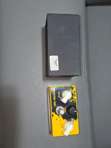 Pedal White and Green handmade Distortion tone