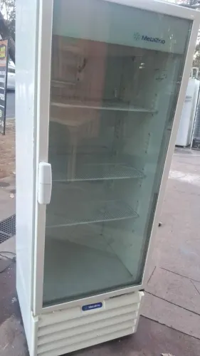 Geladeira Expositora 350ltrs