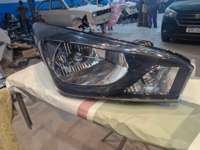 Farol do hb20 lado direito novo