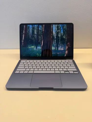 MacBook Neo 512GB