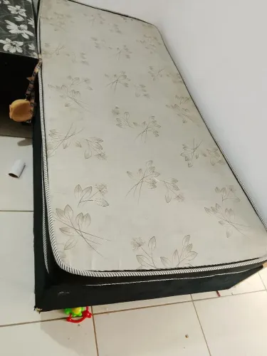 Cama box
