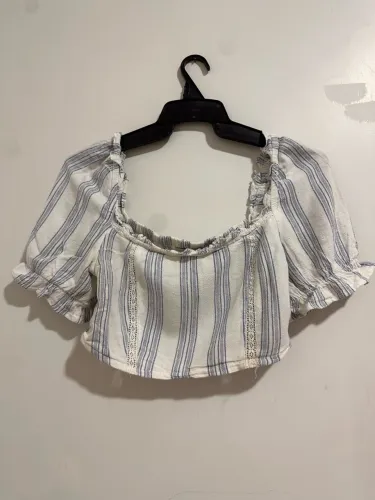 Cropped camponesa - azul com branco