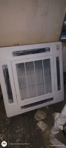 Até condicionado K7 60.000 BTUs Hitachi 