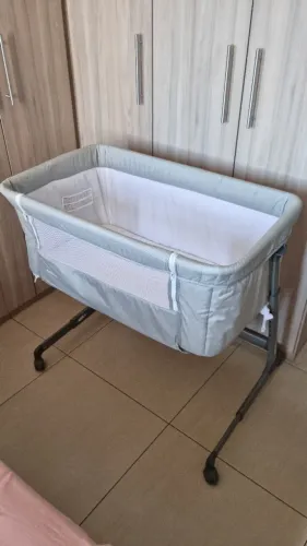 Berço Co-bed Pluggy Cosco- Cinza Claro usado