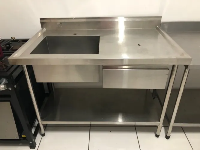 Pia industrial de inox