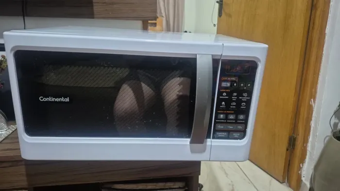 Microondas Continental