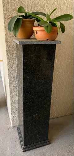Coluna torre Decorativa em Granito Natural - 1 metro de altura