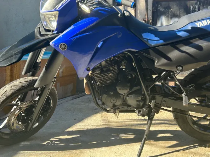 Vendo Yamaha Lender XTZ 250CC motard ano 2012