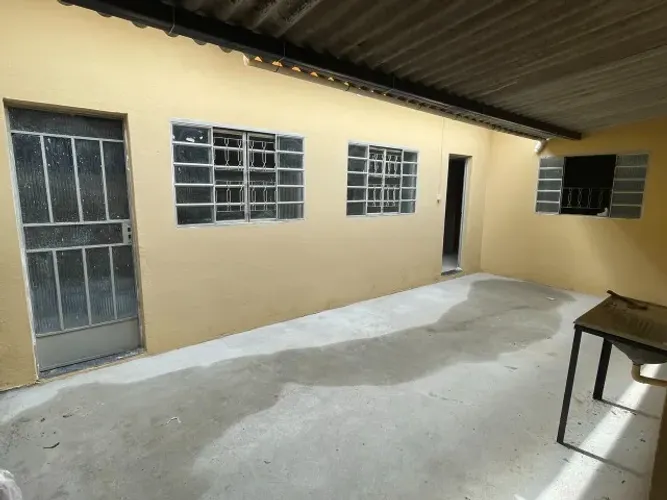 Casa para aluguel, 2 quartos, São Beneedito, Santa Luzia/MG