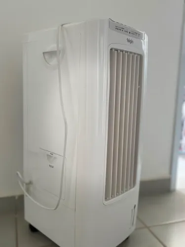Climatizador portátil frio Elgin FCE75BR branco