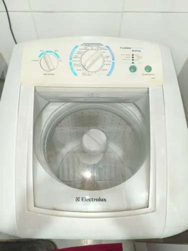 Máquina de lavar Electrolux 9 kilos