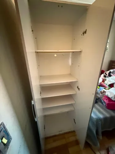 Armário ou criado mudo em perfeito estado