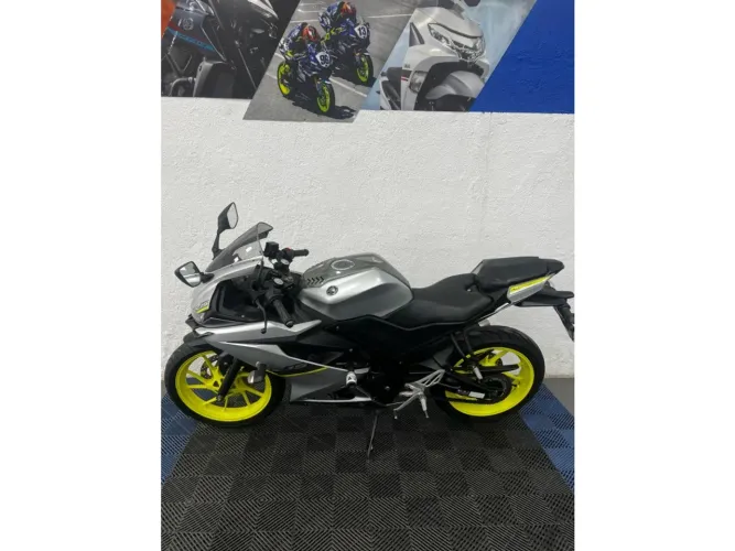 Yamaha Yzf-r15 abs 2024