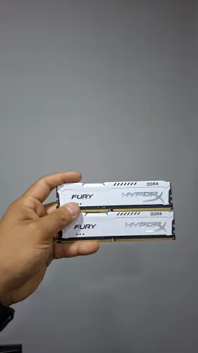 2X8 HYPERX FURY BRANCA 3200MHZ - OPORTUNIDADE