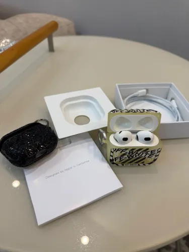 AirPods 3ª Geração Apple MagSafe + Caixa e Acessórios