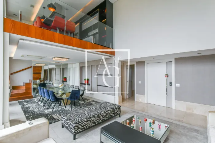 Apartamento à venda no Panamby de 270 m² e pé direito duplo com vista sensacional