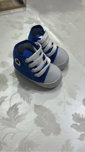 Tênis bebê