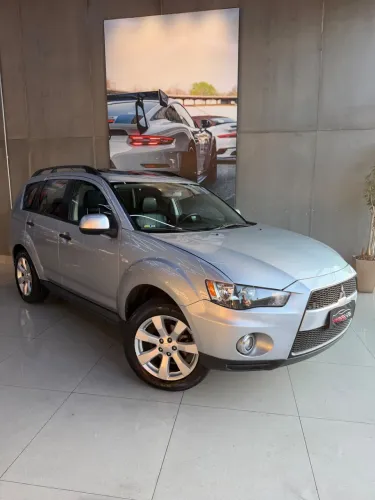 Mitsubishi Outlander 2.0 16V 160cv Aut. 2012