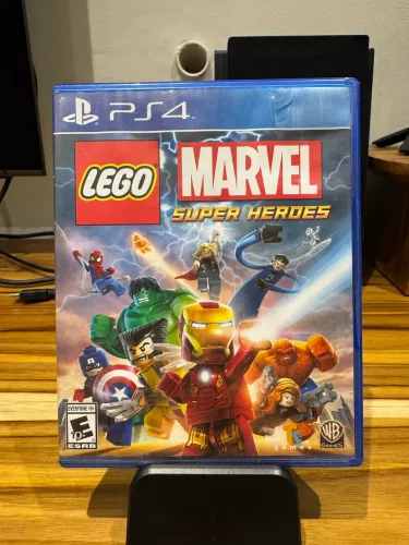 Jogo Lego Marvel Super Heroes PS4
