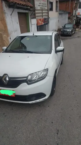 Renault Logan Expression Hi-flex 1.6 8V 4P 2017