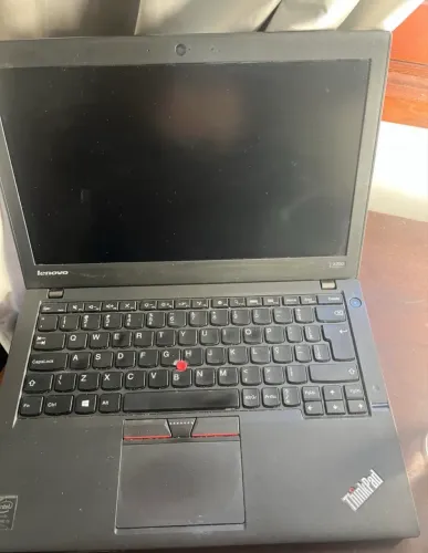 notebook thinkpad Lenovo, SSD 256 GB + 8 GB RAM com carregador original