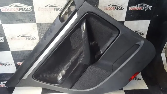 Forro de Porta Tras Esq Vw Jetta 1k4868115
