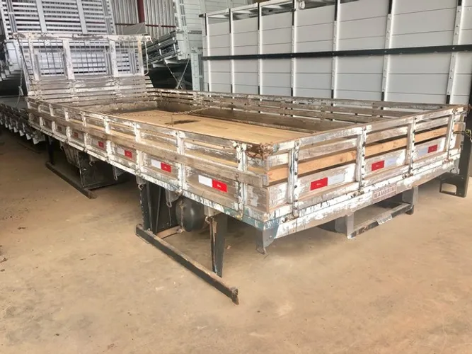 CARROCERIA MADEIRA MAMBRINI 5,50