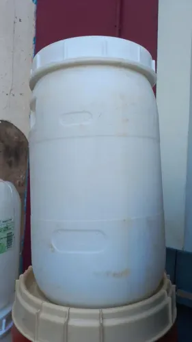 Bombona 40 litros branca com tampao