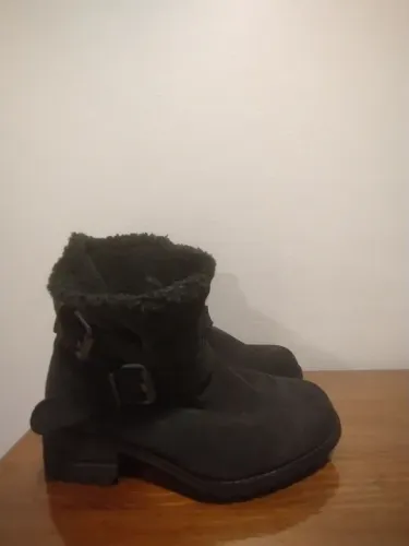 Caterpillar bota feminina original. Divido no cartão