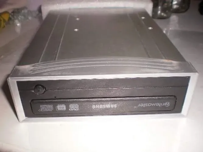 Gravadora com gaveta