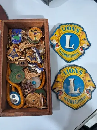 Coleção de Broches, bottons, pins, Lions Club