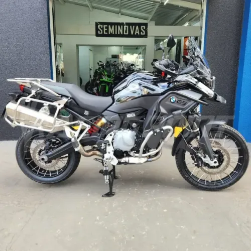 BMW F 850 GS Adventure Triple Black - Versatilidade, Estilo e Desempenho Premium