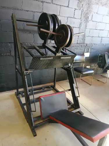 Leg press