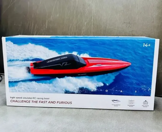 Barco RC de Corrida de Alta Velocidade Dual Motor Waterproof Novo Lacrado