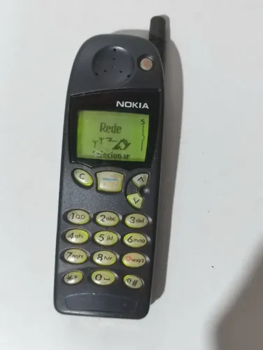 Funciona Leia - Aparelho Antigo Nokia 5120 Colecionador Gbn Cinza-escuro (Usado)