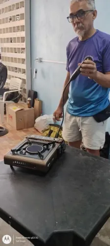 Augusto dos fogões TEC, especialista