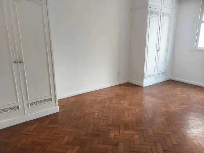 Imóvel para aluguel tem 155 metros quadrados com 3 quartos em Copacabana - Rio de Janeiro