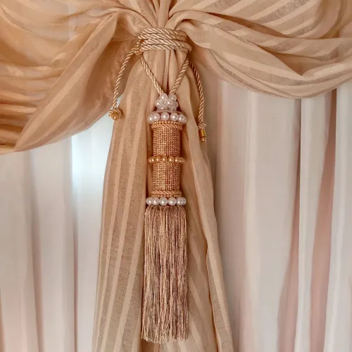 Pingente para cortina em pérolas abs