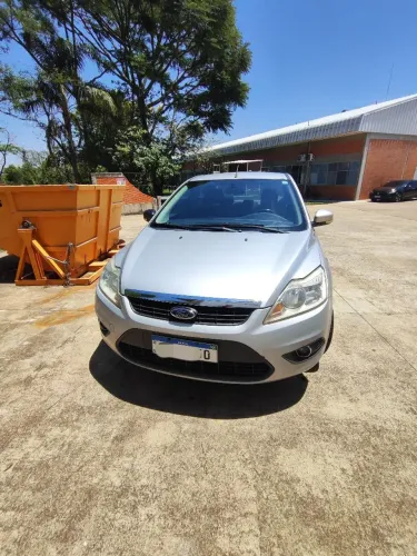 Ford Focus Sedan 1.6/1.6 Flex 8v/16v 4P Mec. 2013