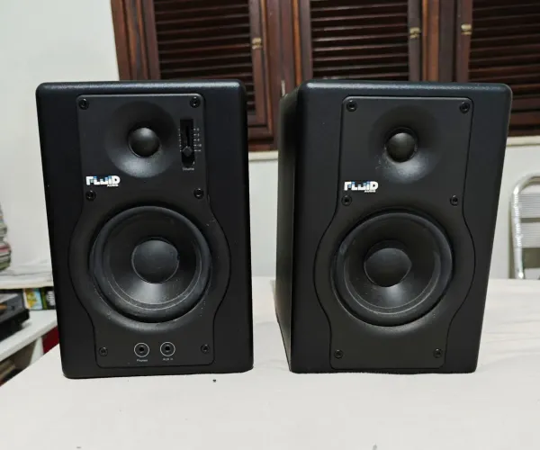 Monitor de Áudio Fluid F4