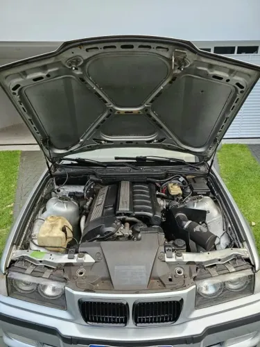 Motor bmw 323i  1995,96