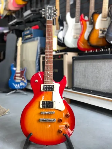 Guitarra Cort Les Paul Classic Rock CR100 Sunburst nova