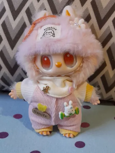 Labubu com roupinha