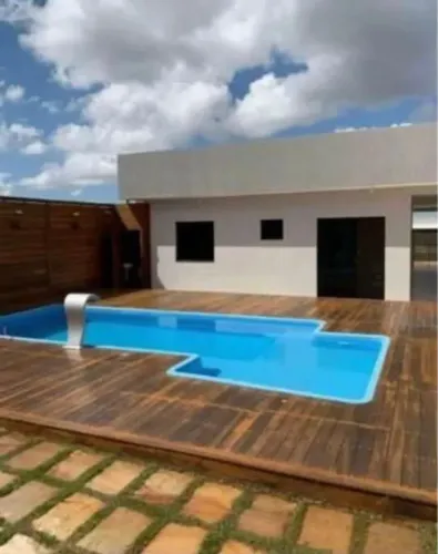Linda piscina com 7 metros ( com prainha )