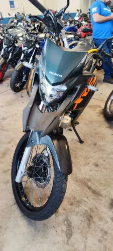 HONDA XRE 300 2021 Shalon veículos leia a descrição
